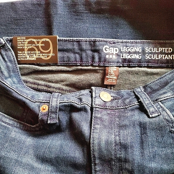 GAP Midrise Sculpted Legging Jeans - Picture 10 of 10